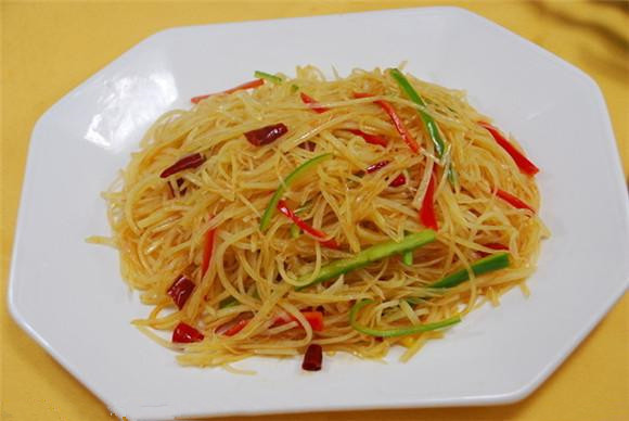 你好！那个叫“洋芋”的马铃著同志！