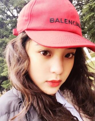 chanel棒球帽红色,chanel粉色棒球帽