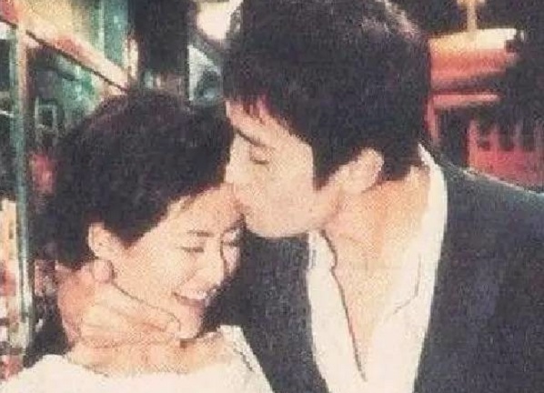 刘烨和谢娜当年有多甜蜜,刘烨和谢娜的爱情史
