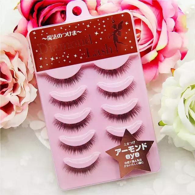 怎么样贴假睫毛才是正确的,贴假睫毛原来如此简单