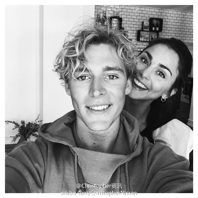 丹麦版“鹿晗”，有颜、有才的“小污王”怎么能不爱？！