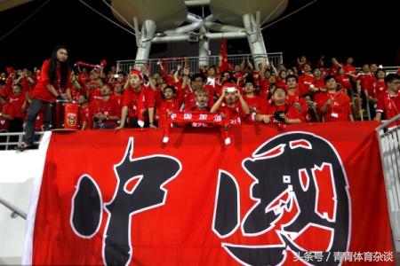 足球不是一个人的比赛,中国对阵日本足球名场面