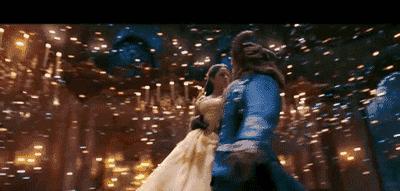 11年的蜕变,11年过去了她依然貌美如初