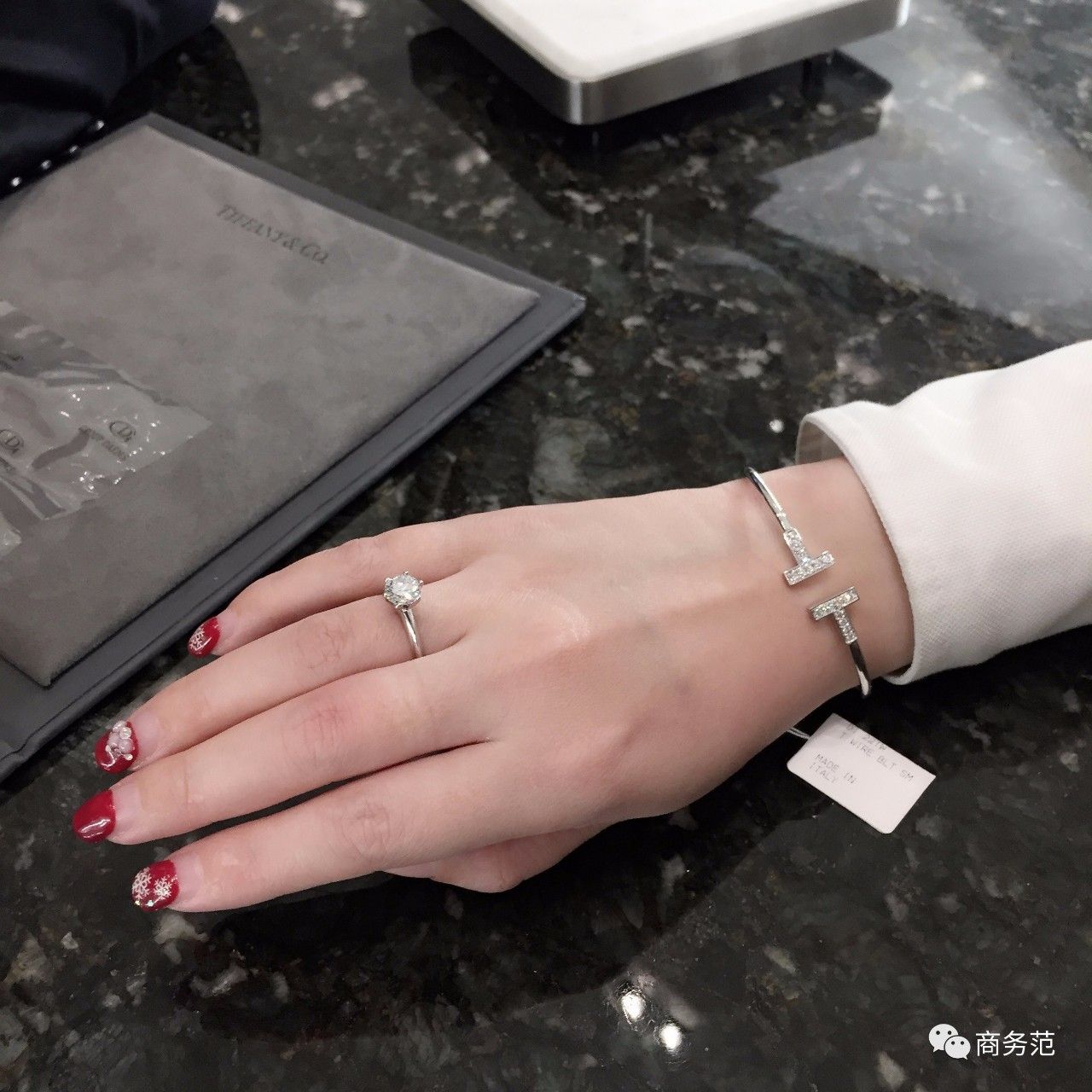 买coach买哪款经典,tiffany与lvmh美国市场对比