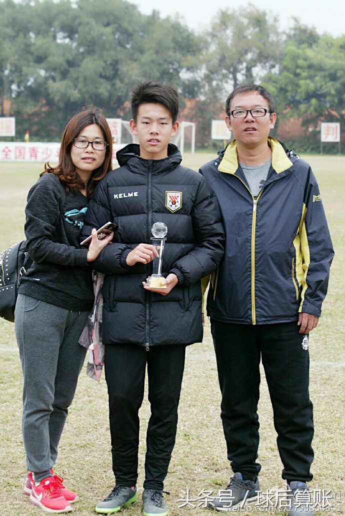 何小柯鲁能留洋,山东鲁能何小珂