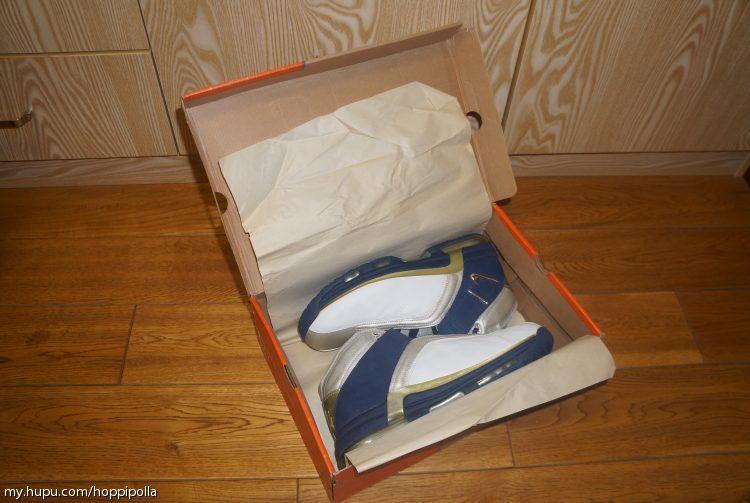 2004年性价比最高的耐克篮球鞋,nikeairmaxuptempo系列篮球鞋