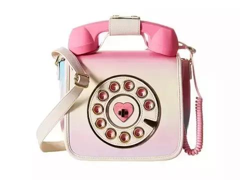 这几款包包让你美腻一个冬季,这几款包包让你一包背进时尚圈