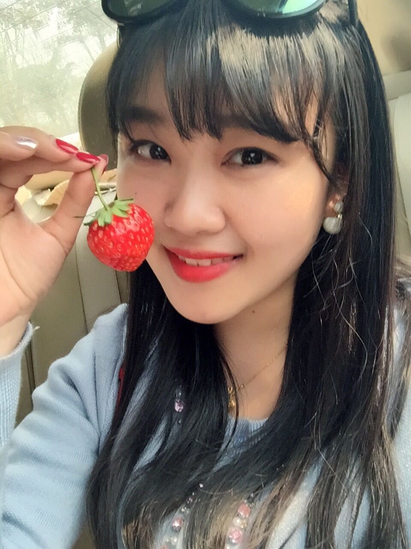 全切双眼皮感觉很窄后期会变宽嘛,内双的人割双眼皮会更自然吗