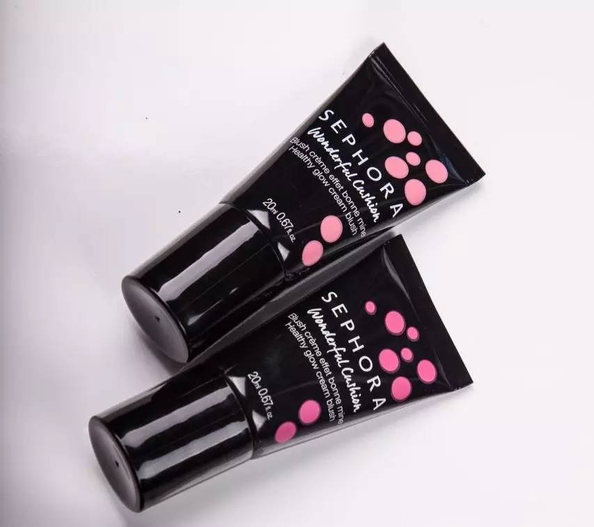 离不开的底妆产品,光感微立体底妆