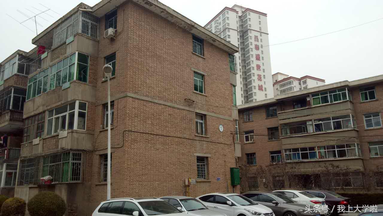 十分钟可以转完的延安大学医学院,我想,妈妈们到这儿会哭的!