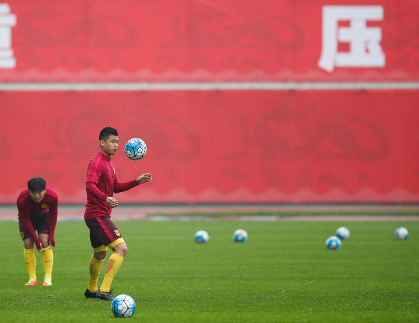 你们这么挺国足不怕被打脸么?