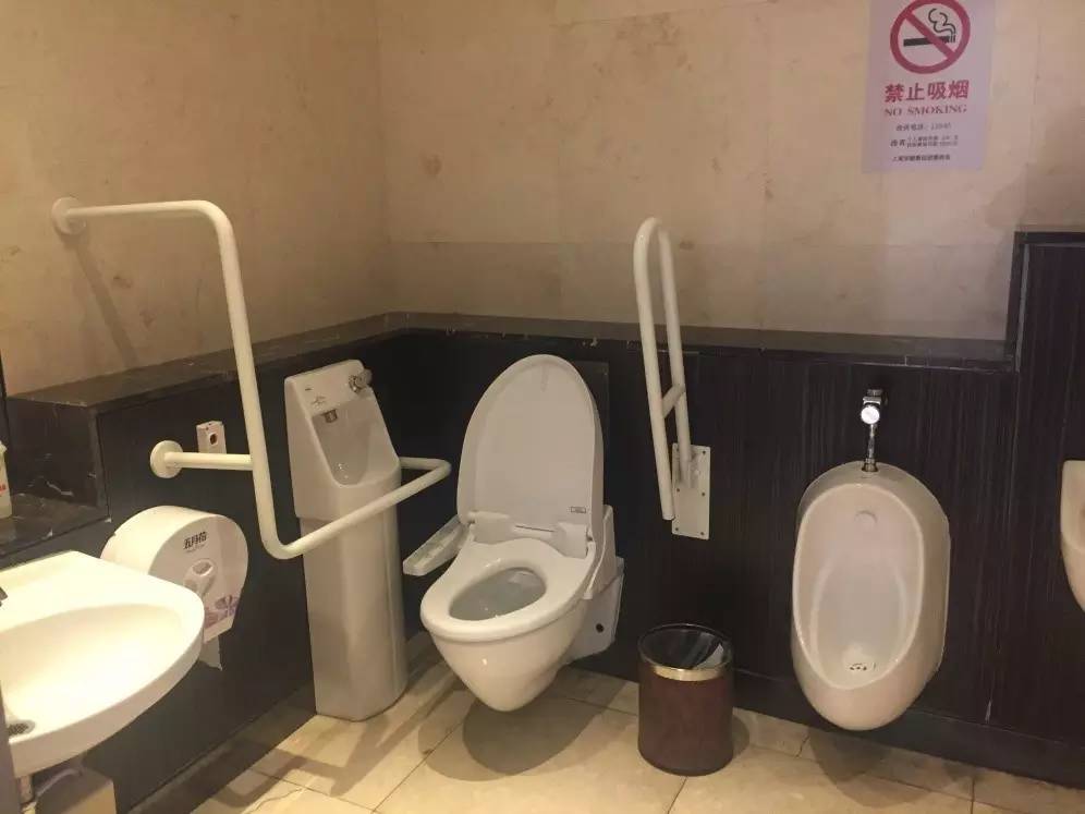 所有不起眼的小事都透露着细节,这些微不足道的小细节