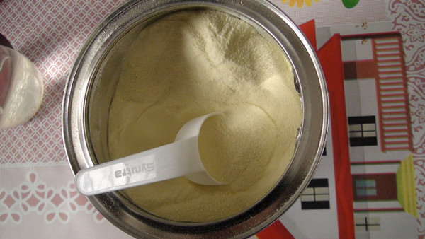 卖假的爱他美奶粉真假辨别,怎么辨别澳洲爱他美代购奶粉真假