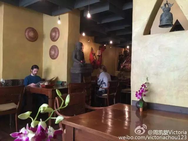 堪称瑞士旅游达人的钟表编辑们分享巴展期间“吃喝玩住”全攻略！