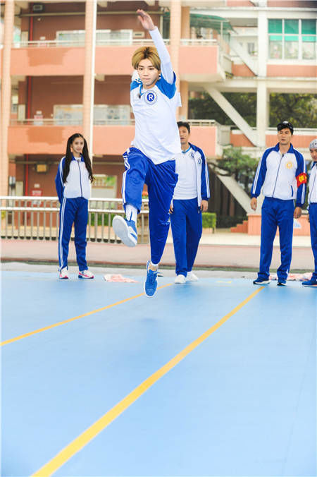 170322历史上的今天，鹿校草厦门录制跑男