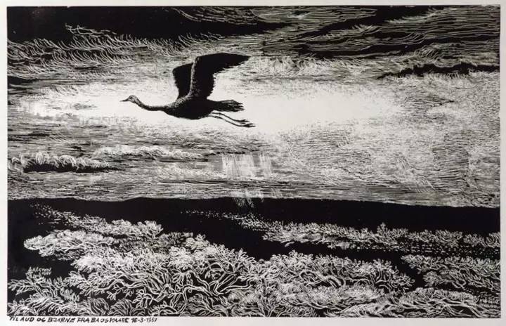 在山的那边海的那边有一群小红狗,在山的那边海的那边有一个蓝精灵