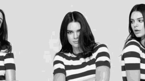 春天t恤最新款,春季t恤怎么穿比较好看