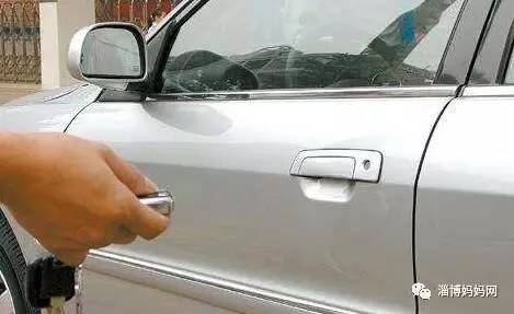 停车位地锁老是响遥控器失灵,淄博汽车遥控器锁在车上了怎么办