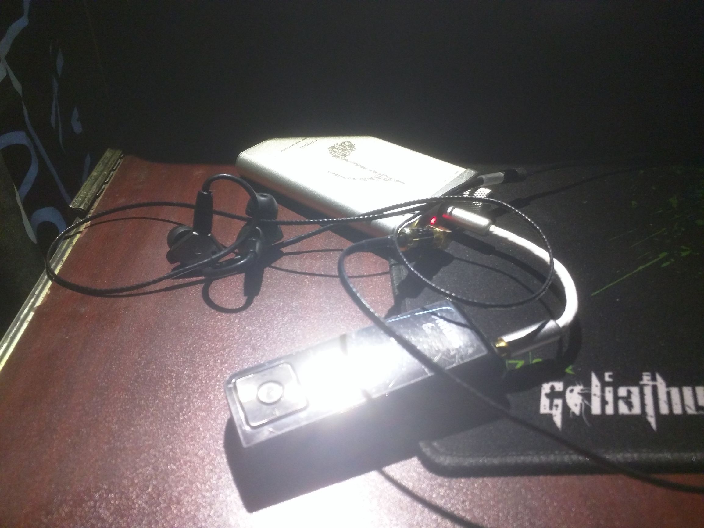 复刻版ie800怎么样 (真假ie80音质差别)