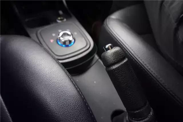 鍥戒骇鍏变韩姹借溅璇勬祴,娌℃湁鏅鸿兘缃戣仈鐨勫浗浜ц溅