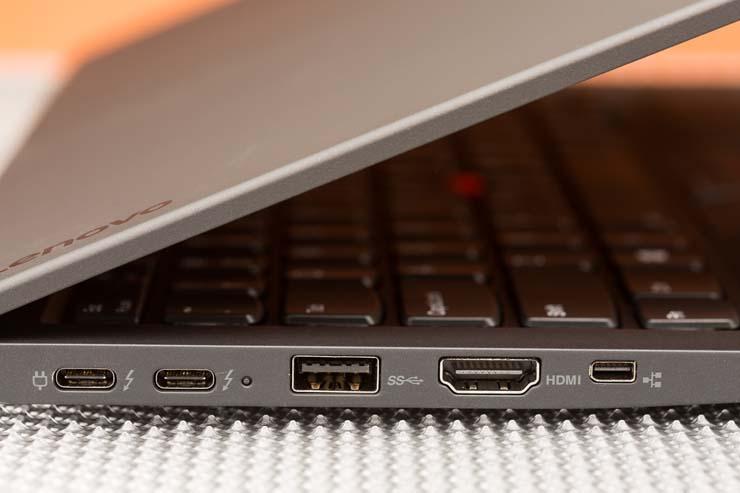 thinkpadx1yoga和carbon选哪个,thinkpadx1extremegen4测评