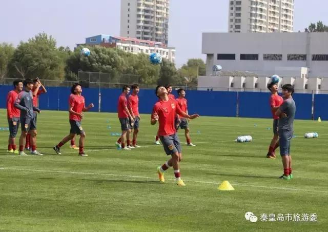 中国男足胜利激情解说,男足大胜韩国