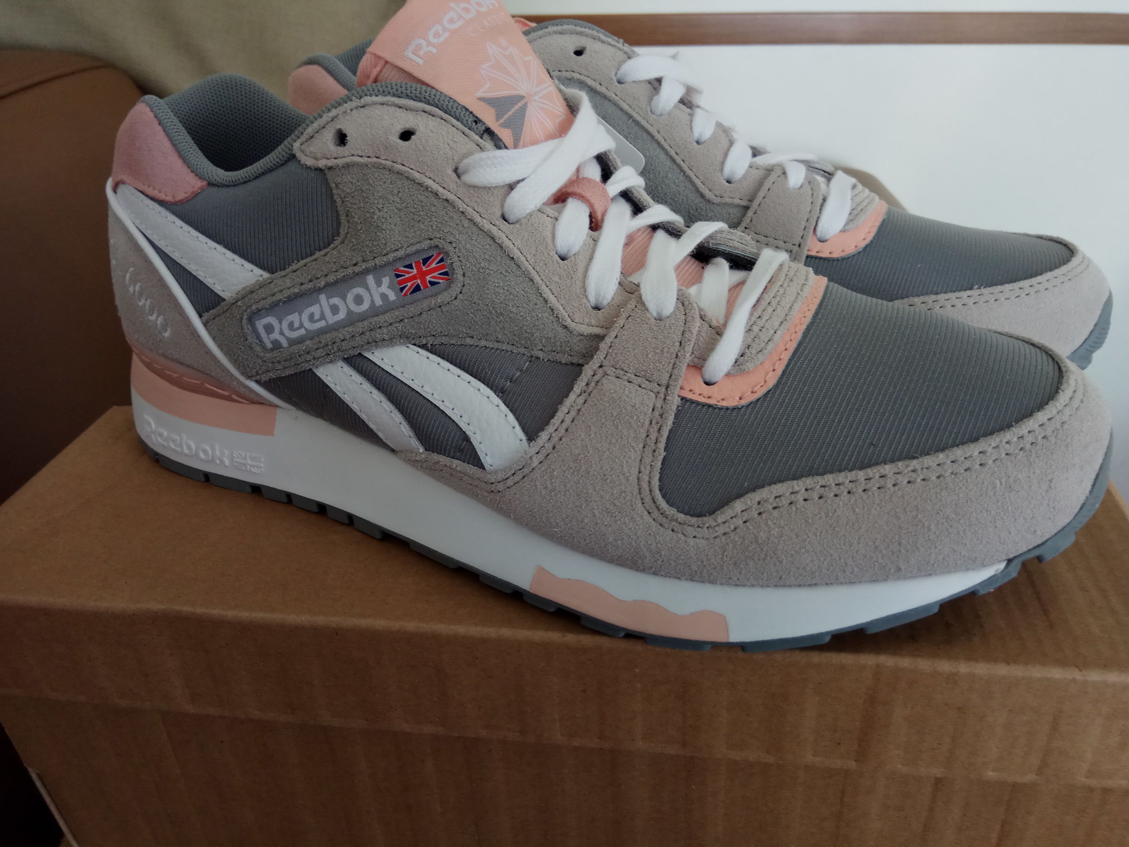 锐步reebok橘黄色跑步鞋,reebok锐步solefurylux跑鞋