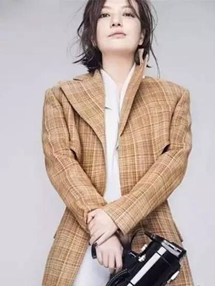 赵薇从演员到导演经历了什么,赵薇最近的发型