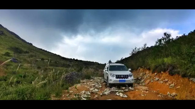 普拉多2700山路,山路试驾霸道2800柴油