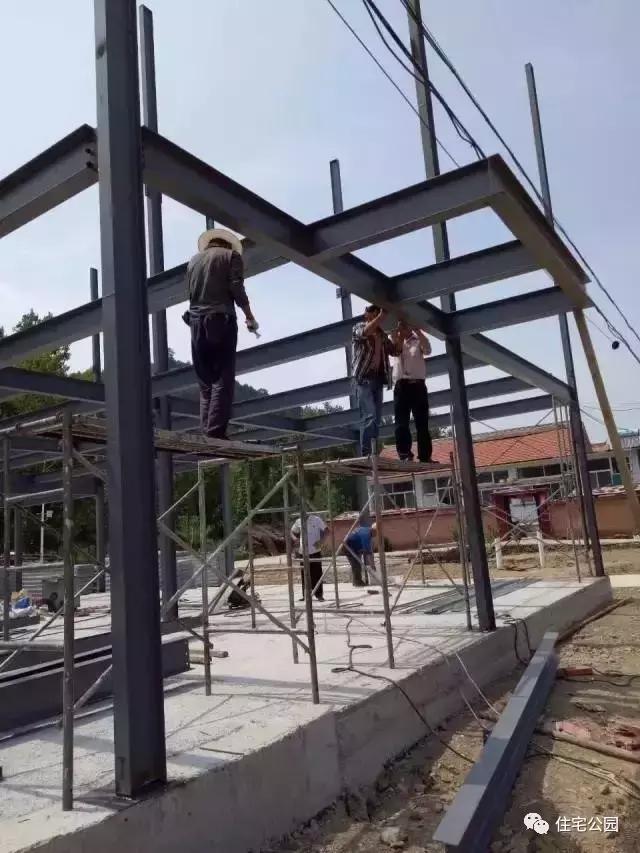 农村自建房轻钢小别墅建造全过程,农村钢结构自建房1层别墅
