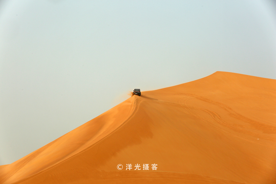 在迪拜体验阿拉伯服装,迪拜体验沙漠越野需要多少钱