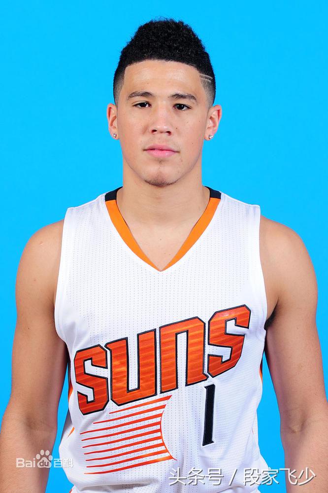 德文布克nba2kol2球员训练什么,2kol哈利伯顿和布克选哪个