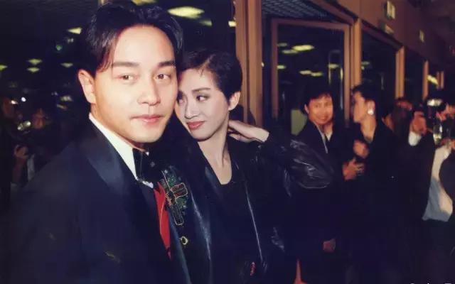 哥哥张国荣的传奇一生,张国荣老照片100张