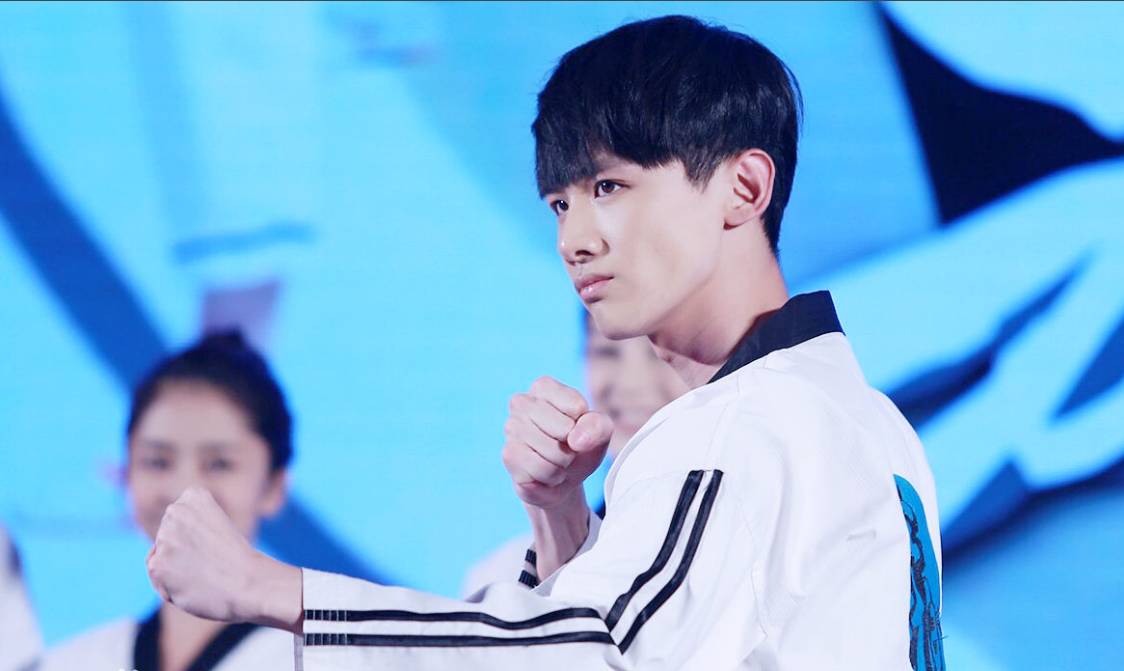 杨洋刘昊然谁演的,鹿晗刘昊然谁帅