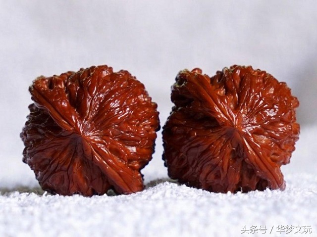 文玩核桃包浆初期是什么样子的,核桃文玩为什么要刷