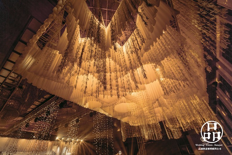 刘诗诗婚礼布置花,刘诗诗吴奇隆婚礼花多少