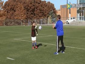 我一个人就是一条后防线——守门员扑救练习