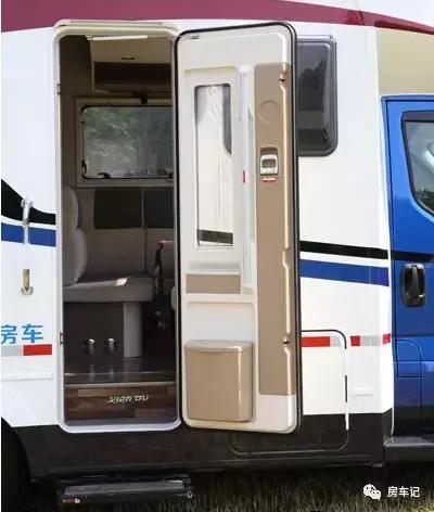 新款凯伦宾威房车双拓展,新款凯伦宾威依维柯房车