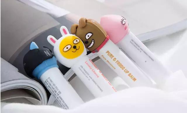 eos润唇膏哪个好用 (eos球形润唇膏推荐)