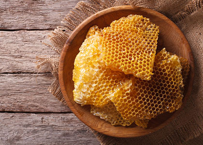 蜂胶含有哪些有效成分好,蜂胶是护胃的吗