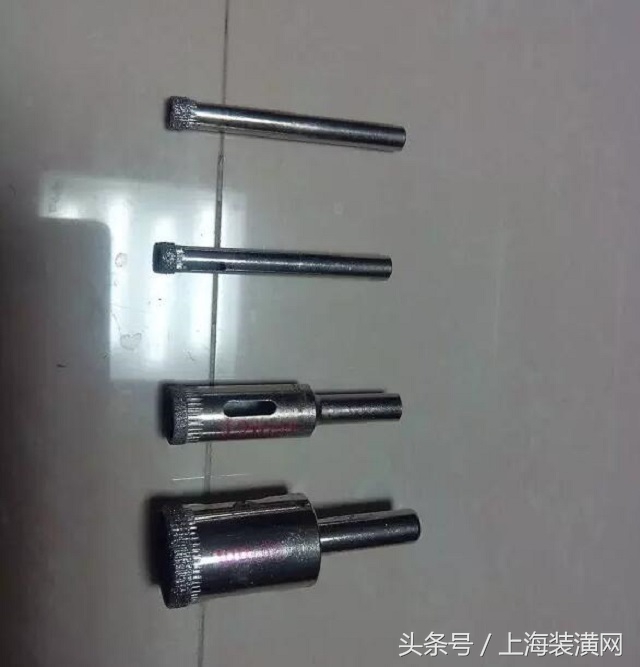 给杯子底部打洞,杯子养花打孔技巧