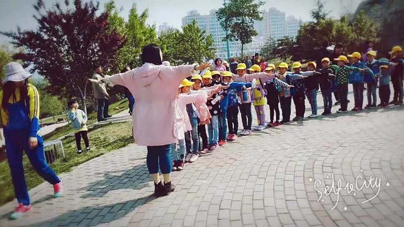 如何处理别人欺负自家孩子,如何解决孩子被欺负的问题