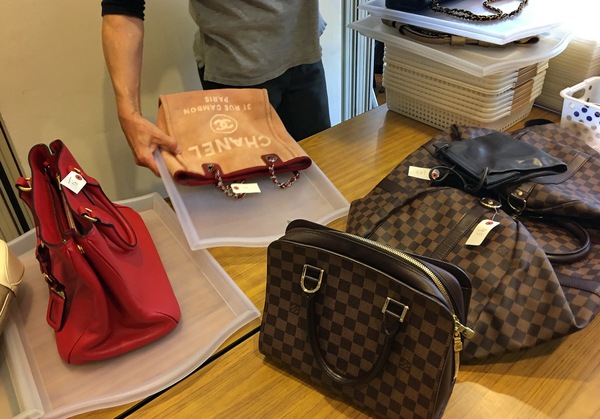 日本中古奢侈品都在哪些地,探秘中古店