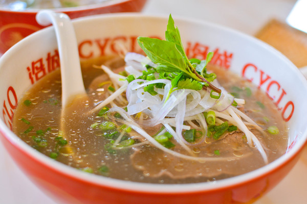 河粉为什么这么便宜,为什么河粉要15块钱这么贵