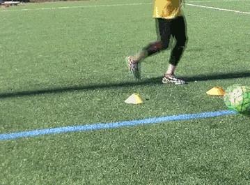 足球实战过人技巧教学,足球传接球动作要领口诀