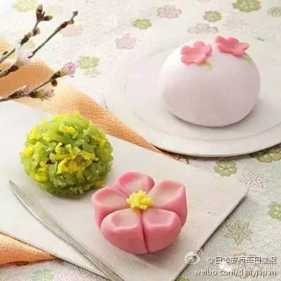 怎样才能让餐桌变好看,怎样把家里的餐桌搞得舒适干净