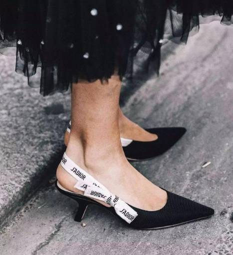 人气爆火的鞋,最近火爆了网红鞋