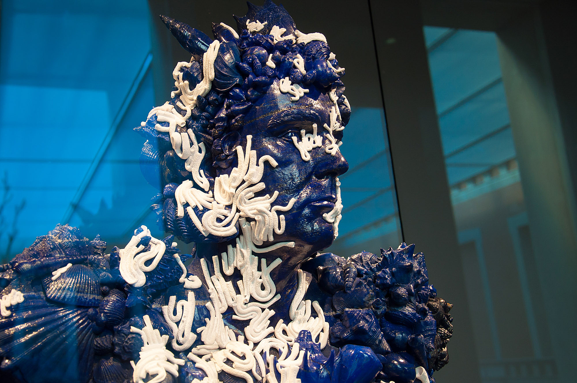 达明恩·赫斯特在威尼斯展出189件“深海珍宝”宣布回归