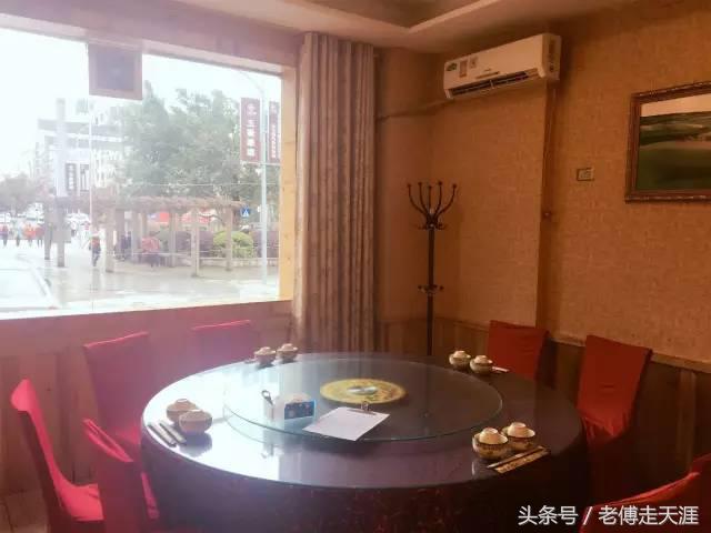 重庆鸭脑壳飞江湖菜,梁平鸭脑壳