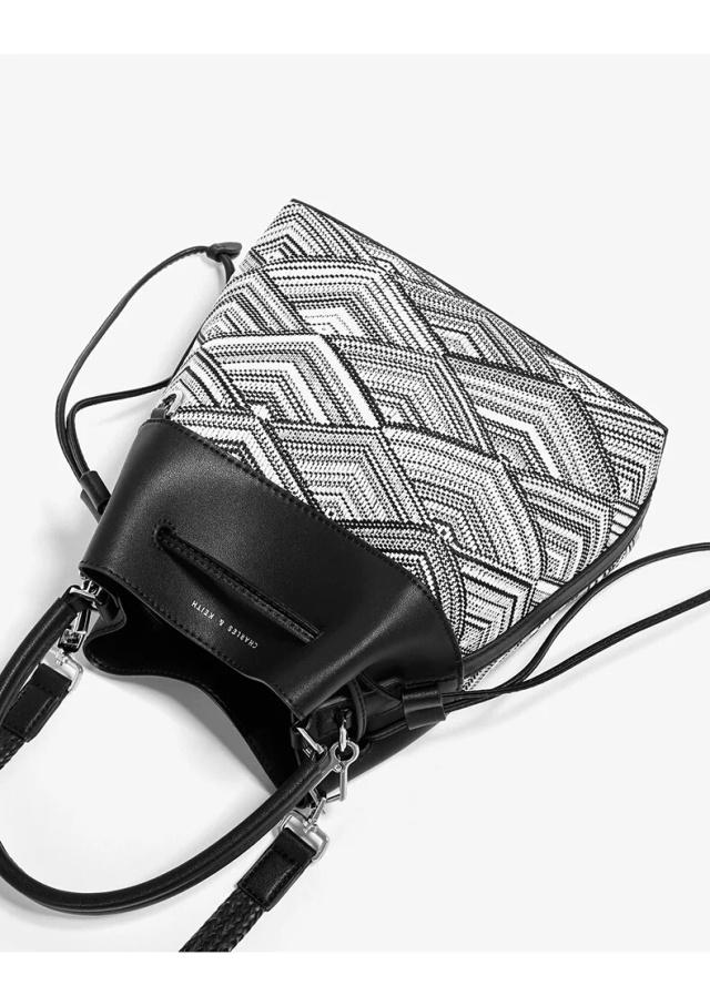 种草品牌的包包,种草最好的小众包